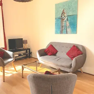 appartement-coeur-historique.midi-pyreneeshotels.com/